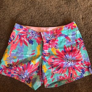 Lily Pulitzer size 00 Callahan shorts